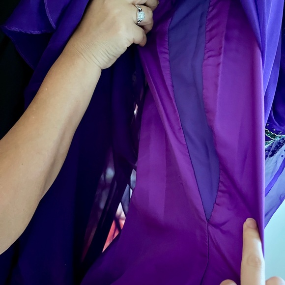 Ellie Wilde dress by Mon Cheri - Size 2 - worn once - Picture 7 of 12